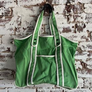 Gap Women Green Tote One Size
